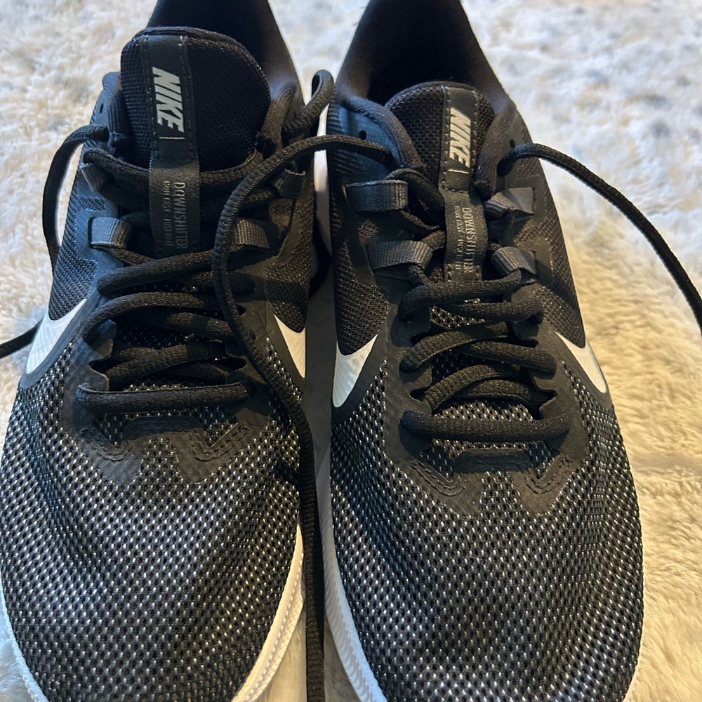 Nike Women's Downshifter 9 Shoes